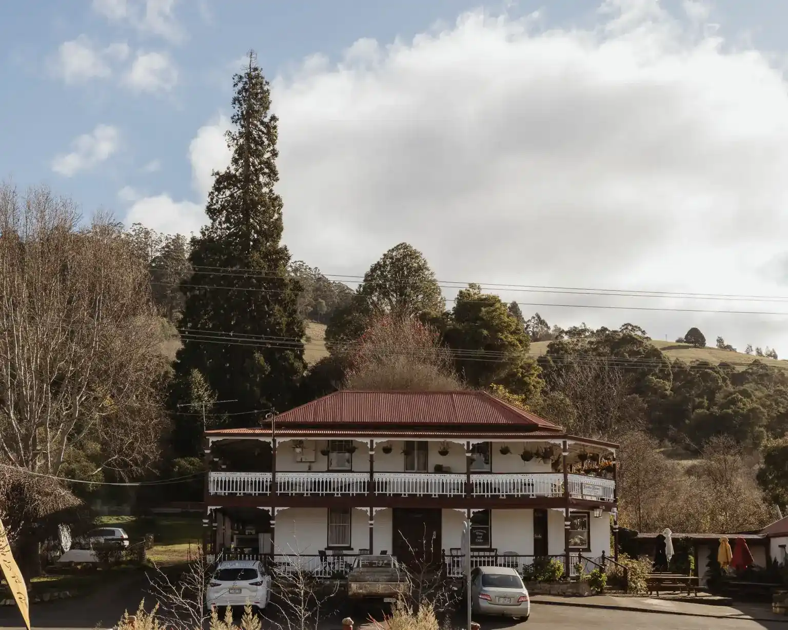 Photos of Boat Reflections accommodation on the Huon River in Franklin, Tasmania. Taken by Josh Withers, Tasmanian photographer and wedding celebran