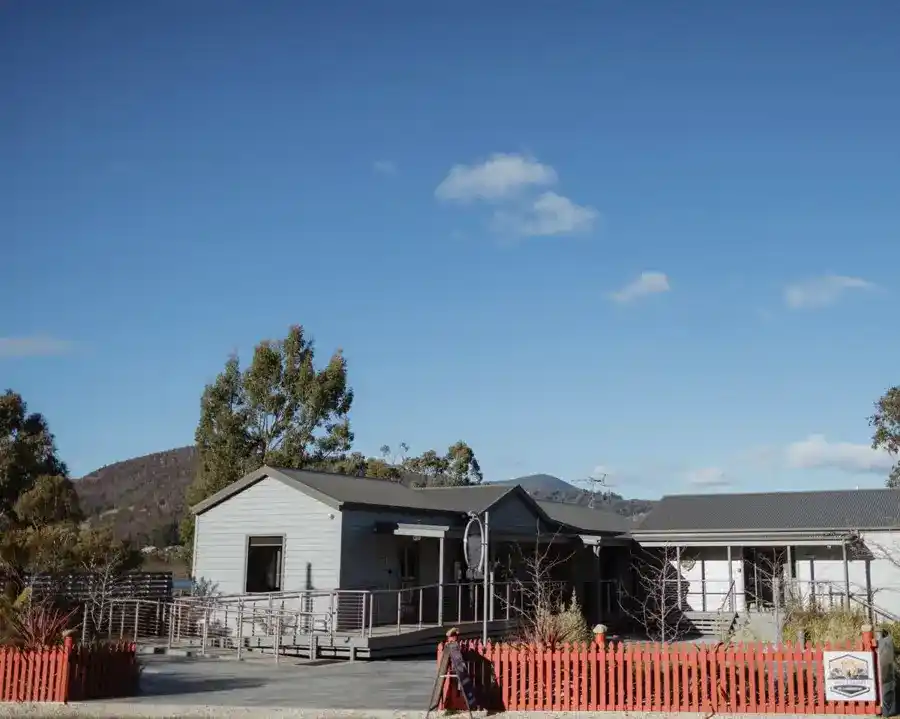 Accommodation photography from Boat Reflections in Franklin, overlooking the Huon River. Captured by Josh Withers, Tasmanian celebrant and photographer.